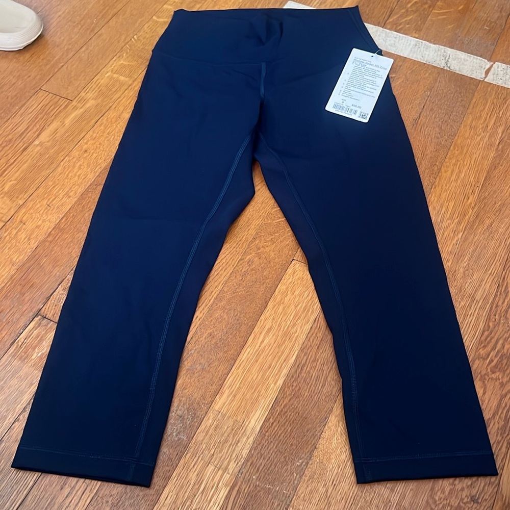 NWT: Lululemon Wunder Under HR Crop 21” Flux
